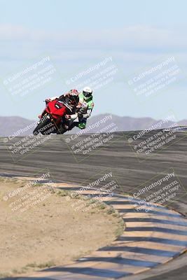 media/Nov-16-2025-Race Pace (Sun) [[8c5fa54630]]/Verified Riders/1-Turns 9 and 10 (925am)/